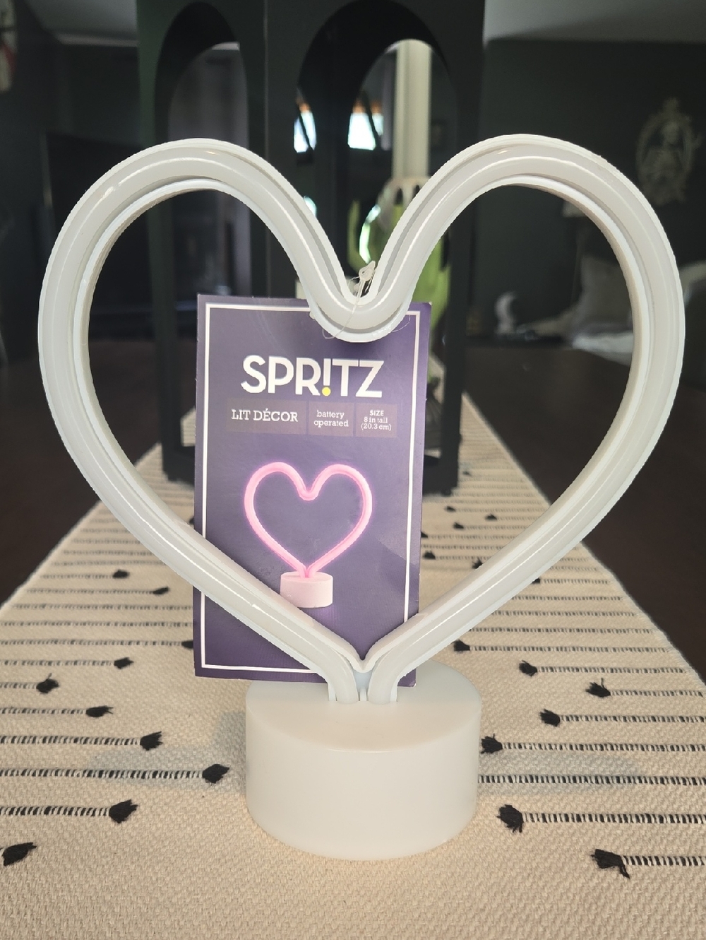 Target Glow Heart Neon Accent Light